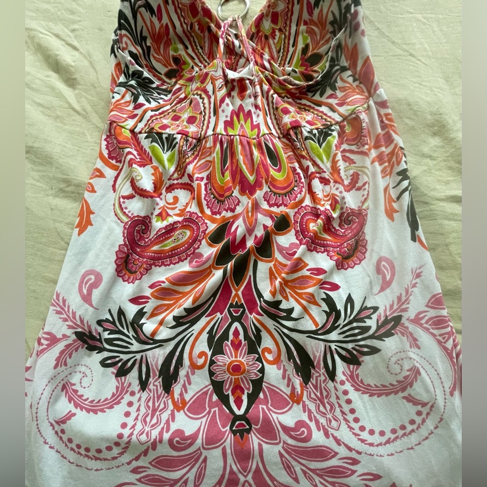 Patterned Beach Dress 🌊🏵️ - Picture 3 of 4
